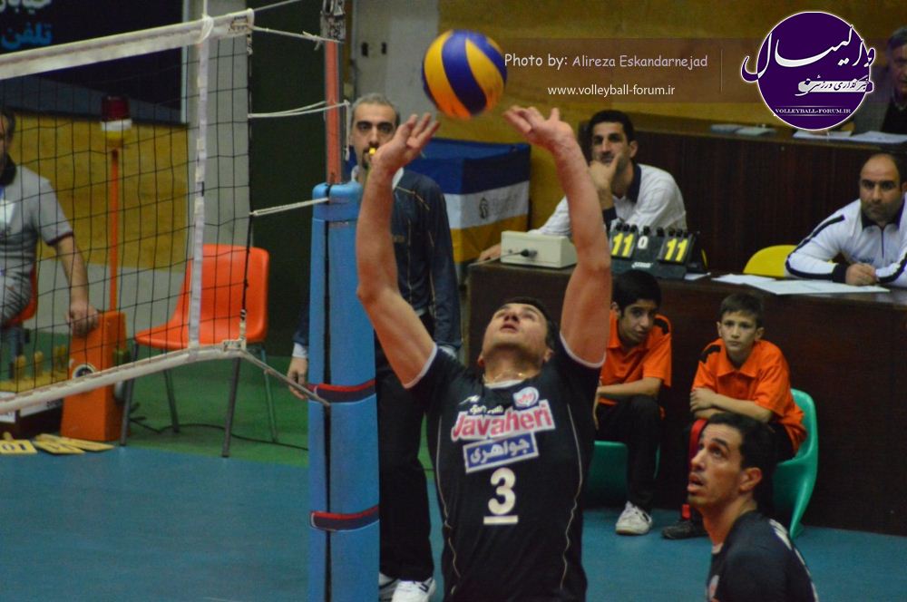 تصویر : http://up.volleyball-forum.ir/up/volleyball-forum/Pictures/DSC_0322405325.jpg